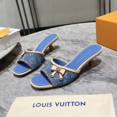 Louis Vuitton Slippers